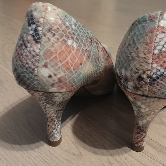 Karen Scott Shoe - Picture 5 of 5